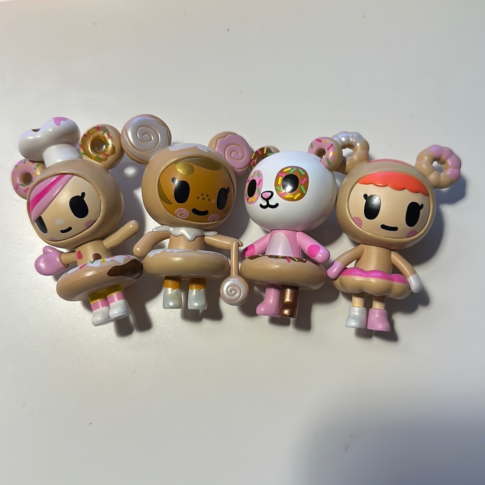 Y2K do donutella and her sweet friends SERIES 4 TOKIDOKI